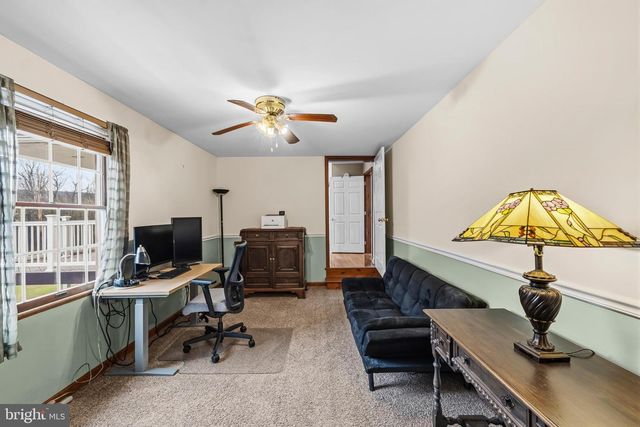 354 HALLMAN RD, Douglassville, PA 19518