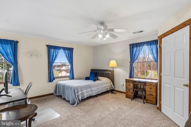 354 HALLMAN RD, Douglassville, PA 19518