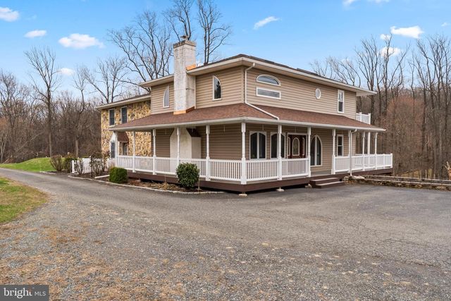 354 HALLMAN RD, Douglassville, PA 19518