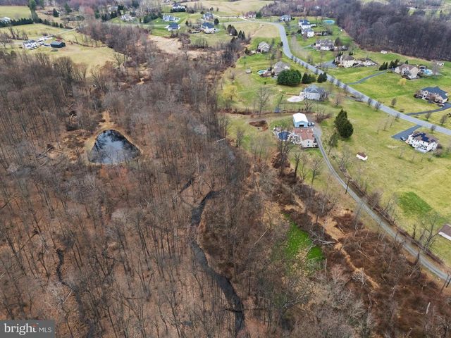 354 HALLMAN RD, Douglassville, PA 19518