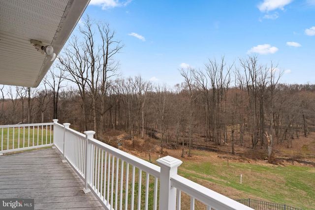 354 HALLMAN RD, Douglassville, PA 19518