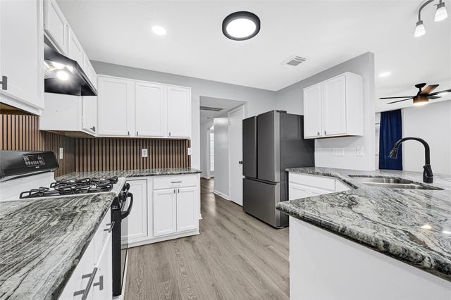 15019 Dunster Lane, Channelview, TX 77530