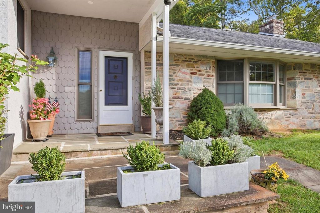 6109 W MILL RD #, FLOURTOWN, PA 19031 — photo 4