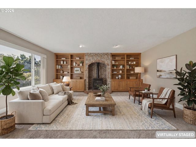 12612 Se 130TH Ave, Happy Valley, OR 97086