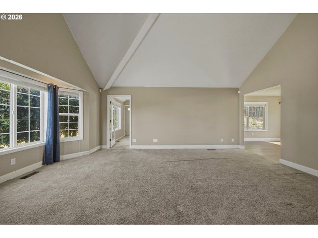 12612 Se 130TH Ave, Happy Valley, OR 97086