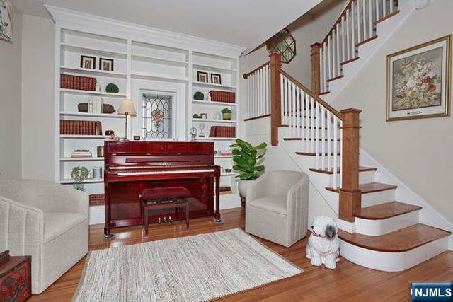 44 Fairmount Road, Ridgewood, NJ 07450