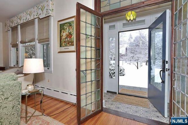 44 Fairmount Road, Ridgewood, NJ 07450