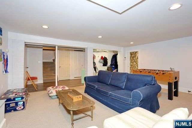 44 Fairmount Road, Ridgewood, NJ 07450