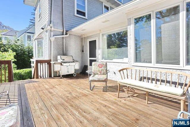 44 Fairmount Road, Ridgewood, NJ 07450