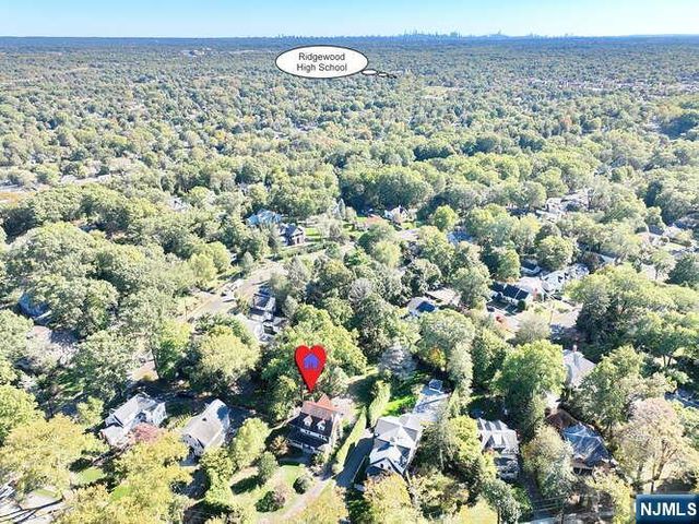 44 Fairmount Road, Ridgewood, NJ 07450