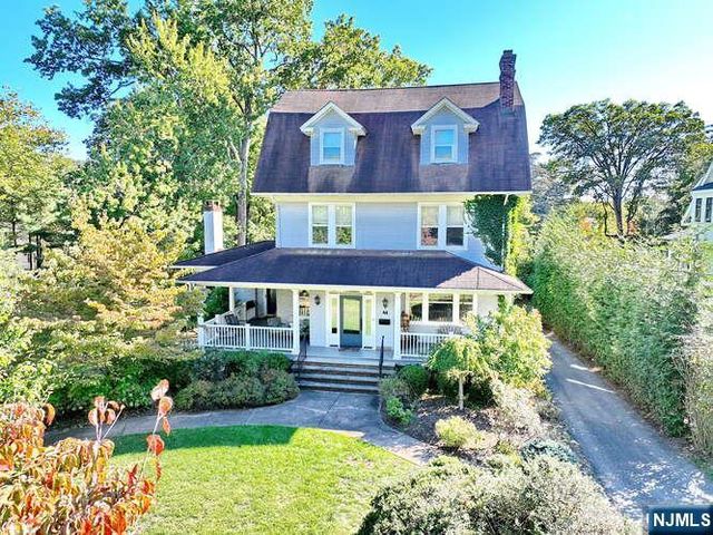 44 Fairmount Road, Ridgewood, NJ 07450