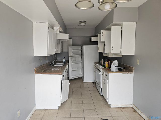 2225 Golf Road SW 202, Huntsville, AL 35802