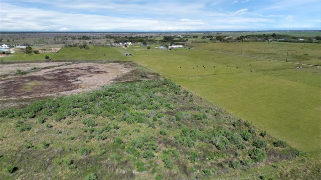 9309 Cr 264 Road, East Bernard, TX 77435