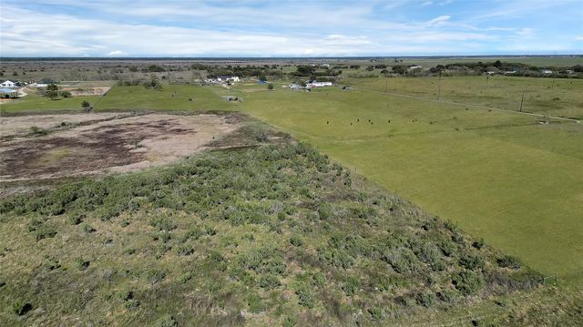 9309 Cr 264 Road, East Bernard, TX 77435