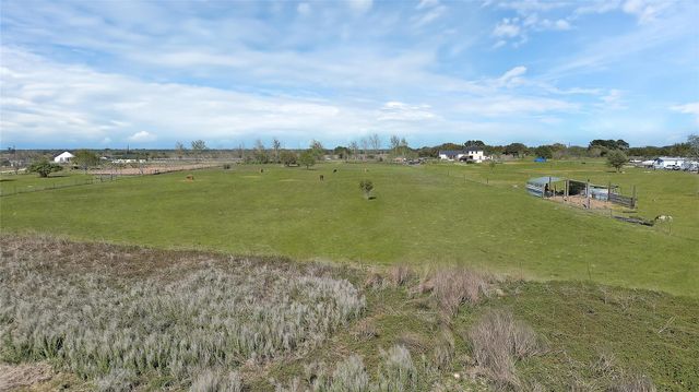 9309 Cr 264 Road, East Bernard, TX 77435