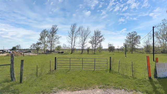 9309 Cr 264 Road, East Bernard, TX 77435