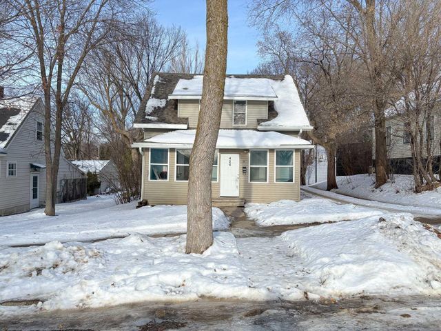 424 W Birch Avenue, Fergus Falls, MN 56537