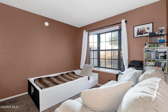 37621 E 15th Street, Palmdale, CA 93550