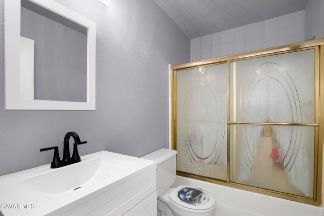 37621 E 15th Street, Palmdale, CA 93550