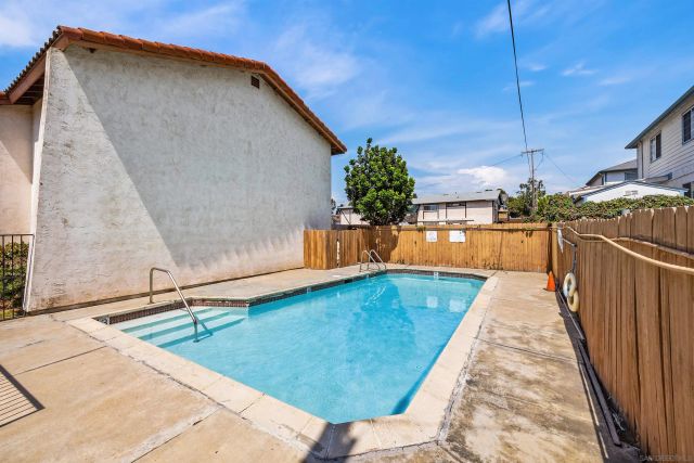 550 Park Way 8, Chula Vista, CA 91910