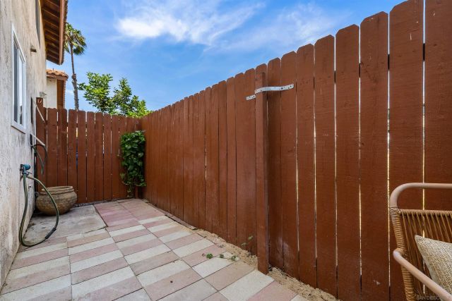 550 Park Way 8, Chula Vista, CA 91910