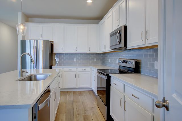714 Mcroy Street, Moncks Corner, SC 29461