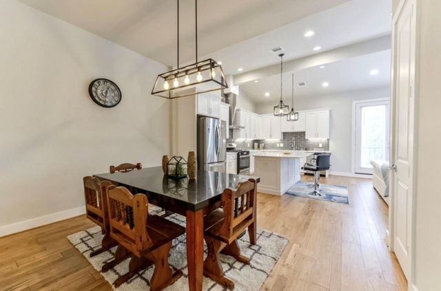 823 Mansfield Street J, Houston, TX 77091