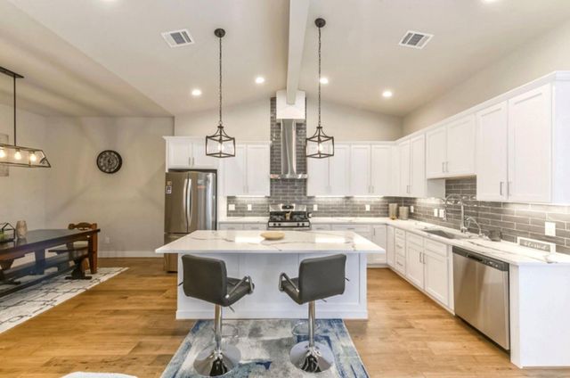 823 Mansfield Street J, Houston, TX 77091