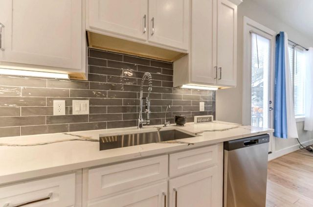 823 Mansfield Street J, Houston, TX 77091