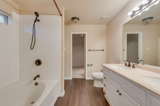 3223 Guadaloupe, Grand Prairie, TX 75054