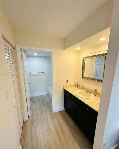 1190 Coral Club Dr 1190, Coral Springs, FL 33071