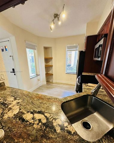 1190 Coral Club Dr 1190, Coral Springs, FL 33071