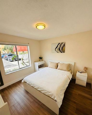 1190 Coral Club Dr 1190, Coral Springs, FL 33071