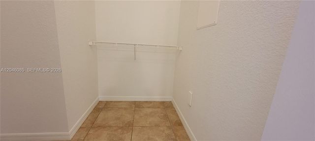 6902 W Sample Road 6902, Coral Springs, FL 33067