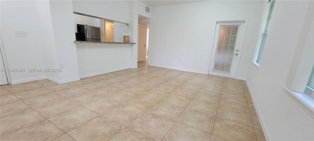 6902 W Sample Road 6902, Coral Springs, FL 33067