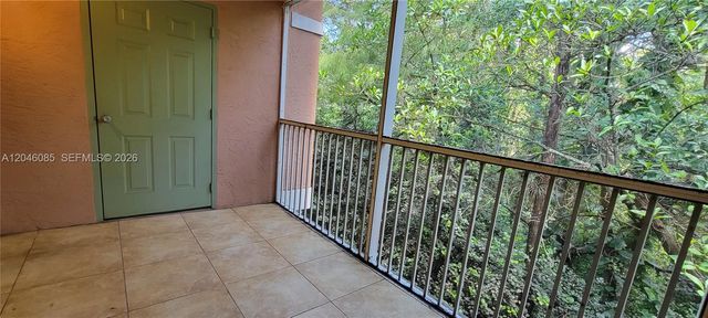 6902 W Sample Road 6902, Coral Springs, FL 33067