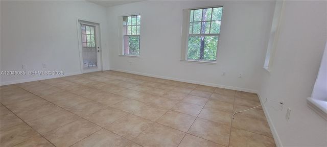 6902 W Sample Road 6902, Coral Springs, FL 33067