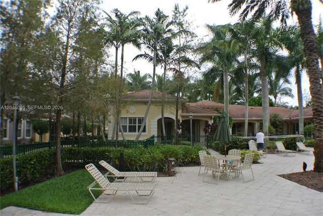 6902 W Sample Road 6902, Coral Springs, FL 33067