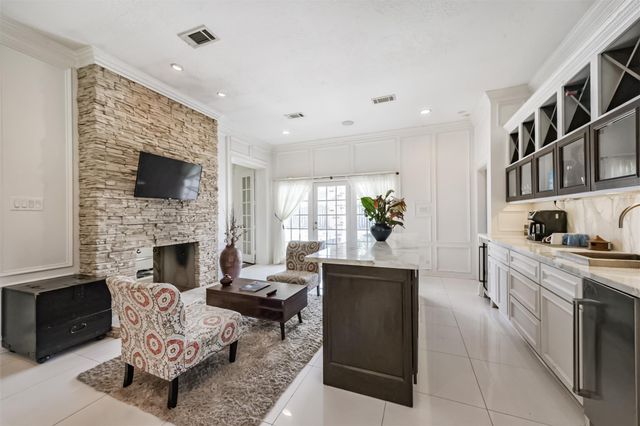 263 Wood Loop Street, Houston, TX 77015