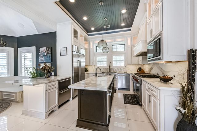 263 Wood Loop Street, Houston, TX 77015