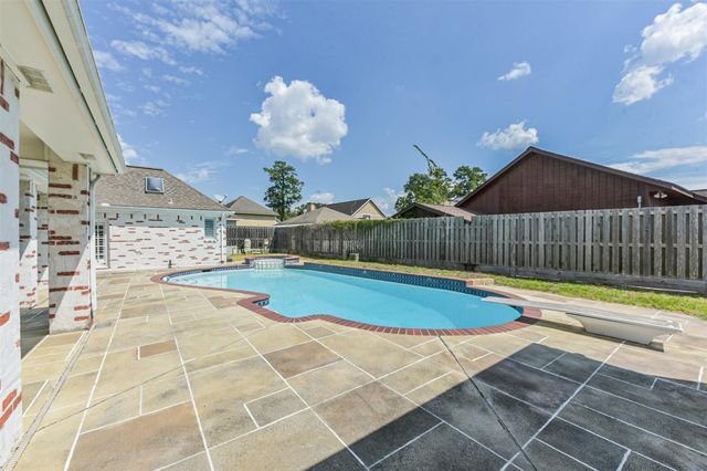 263 Wood Loop Street, Houston, TX 77015