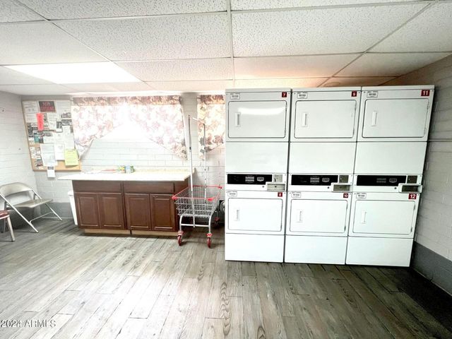 16005 N 32nd Street 33, Phoenix, AZ 85032