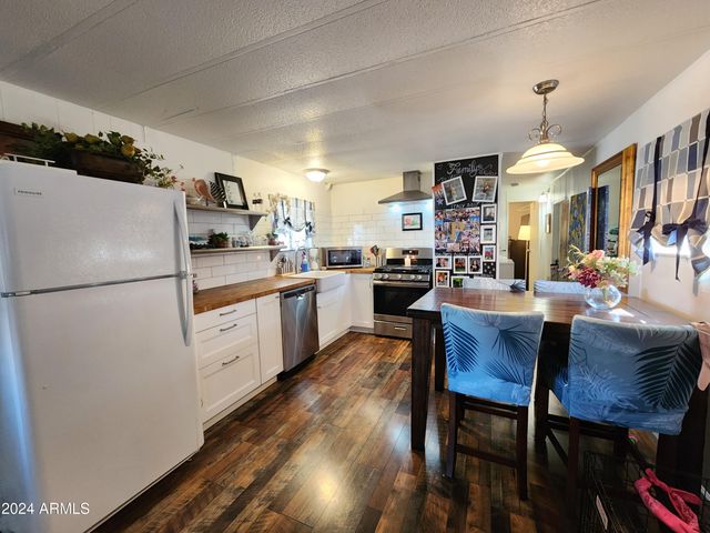 16005 N 32nd Street 33, Phoenix, AZ 85032