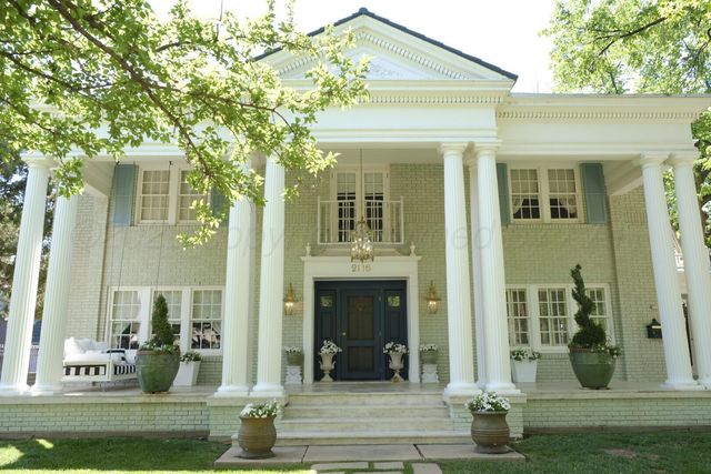 2116 S Van Buren Street, Amarillo, TX 79109