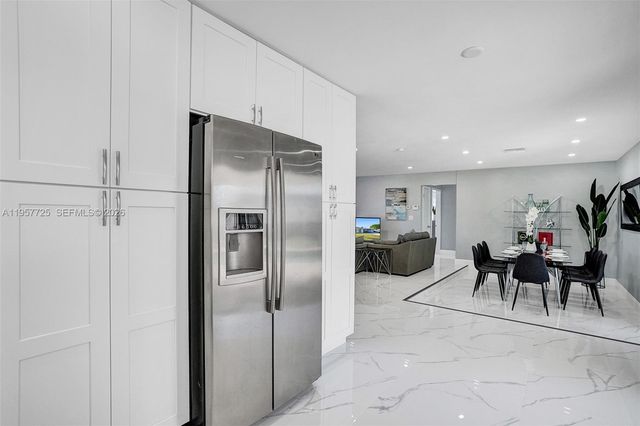 477 SE 17th Ter, Deerfield Beach, FL 33441