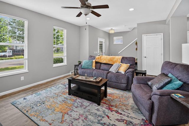1133 O'Keeffe Avenue, Sun Prairie, WI 53590