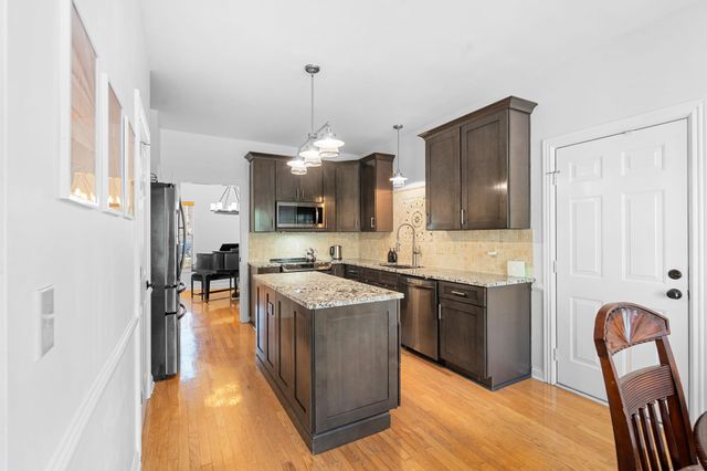 132 Sequoyah Ln, Nashville, TN 37221