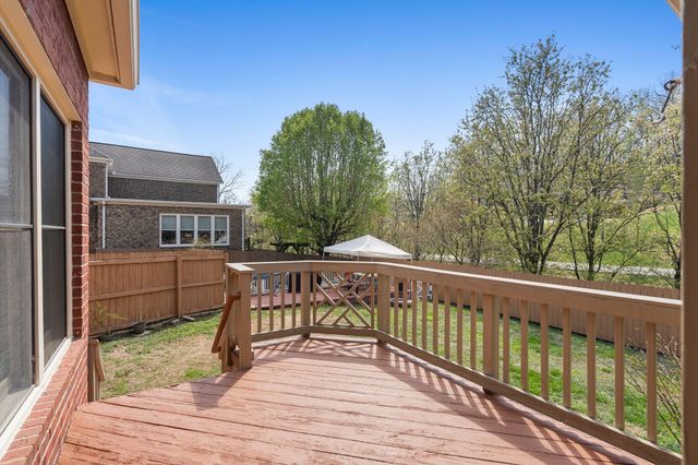 132 Sequoyah Ln, Nashville, TN 37221