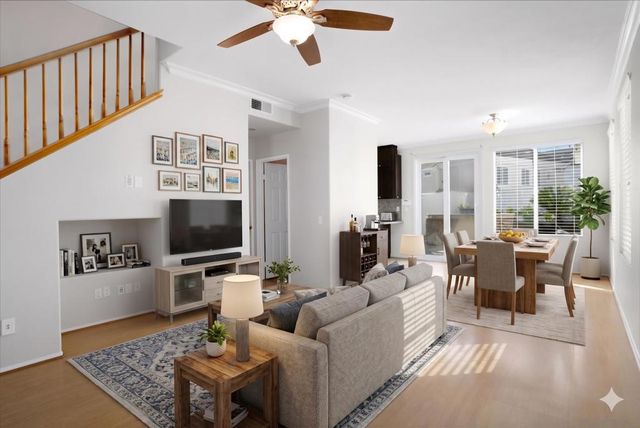 1055 Cottage, Encinitas, CA 92024