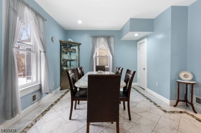 33 Youmans Ave, Washington Boro, NJ 07882